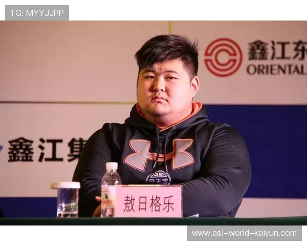 国际综合格斗联合会完善危险动作禁令清单,明确裁判干预时机 国际综合格斗联合会完善危险动作禁令清单,明确裁判干预时机